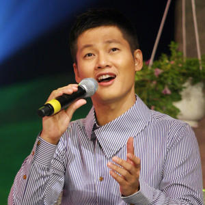 ca sĩ Đức Tuấn