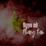 ngọn cờ tháng tám